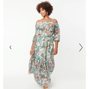 Unique Vintage Floral Off-Shoulder Maxi Dress
